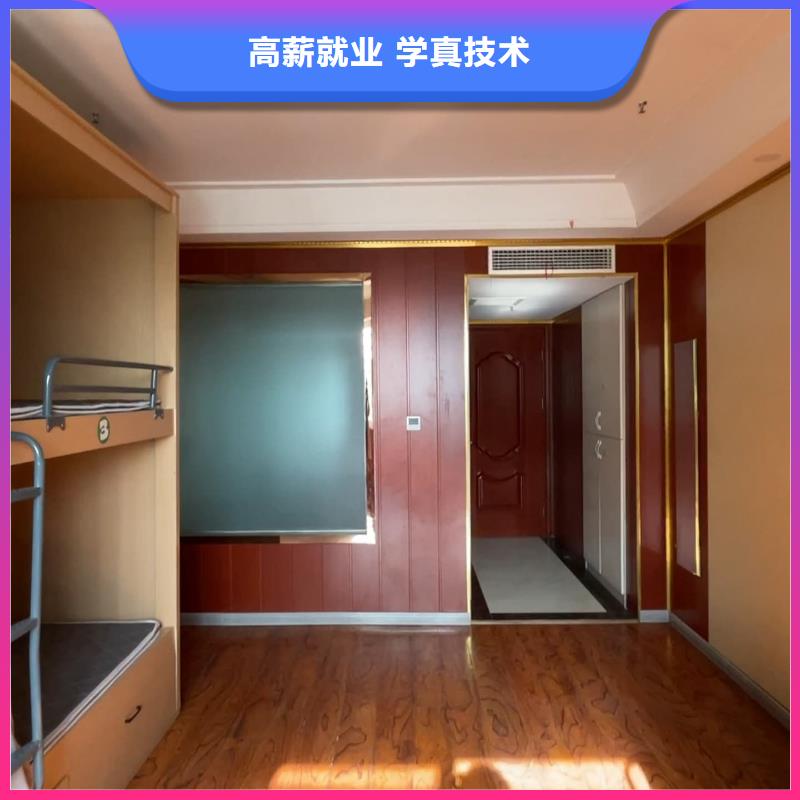 山东艺考文化课_【高考全日制学校】老师专业