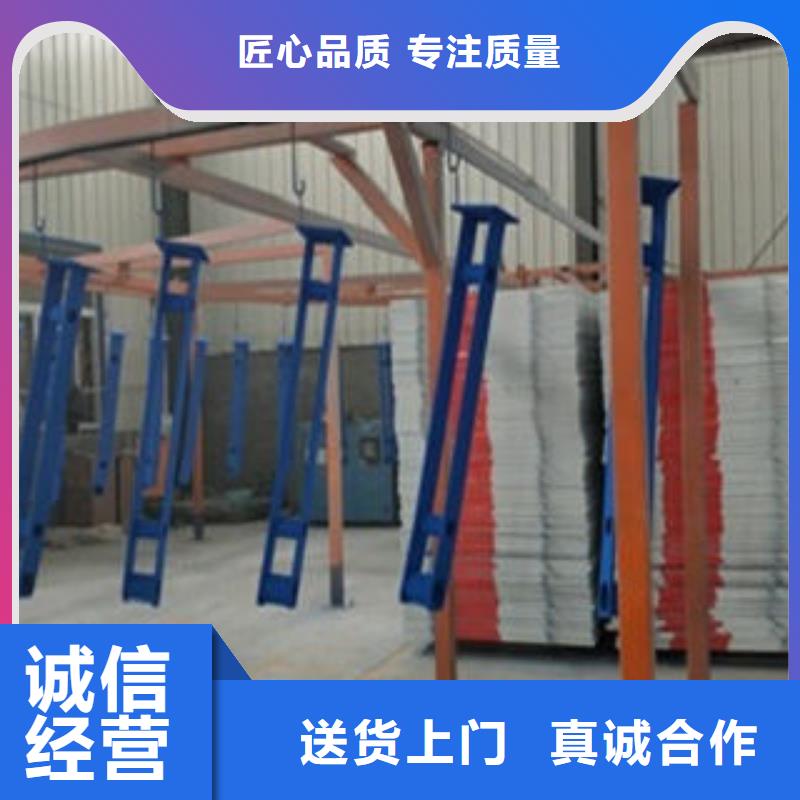 道路隔离栏杆不锈钢复合管护栏批发价格定金锁价