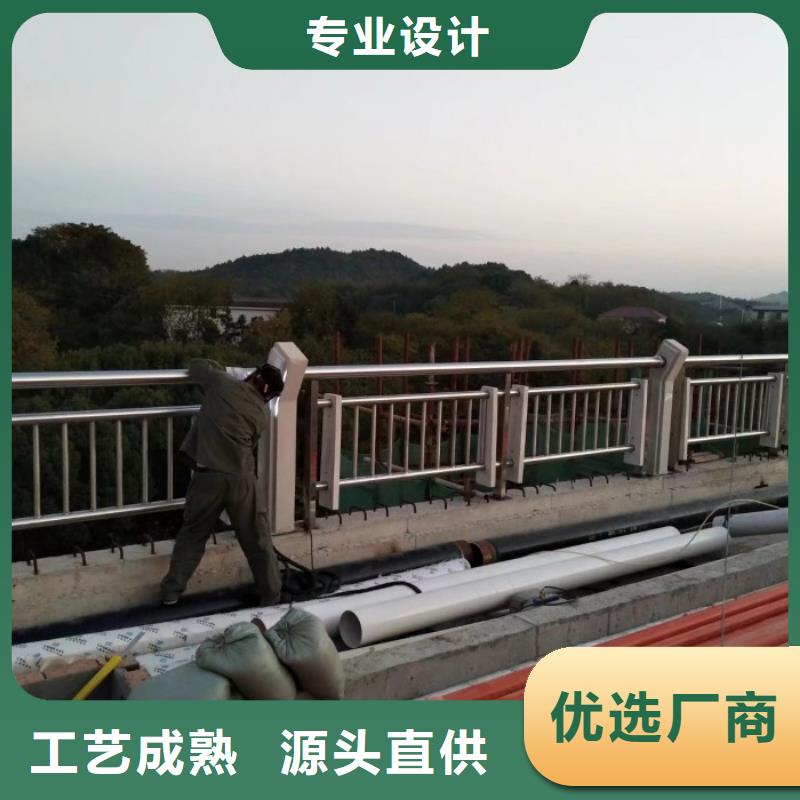 钢背木护栏灯光护栏经销商